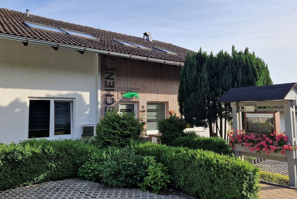 Suit & Frühstück zum Latschen -1 estrellas en Mauth