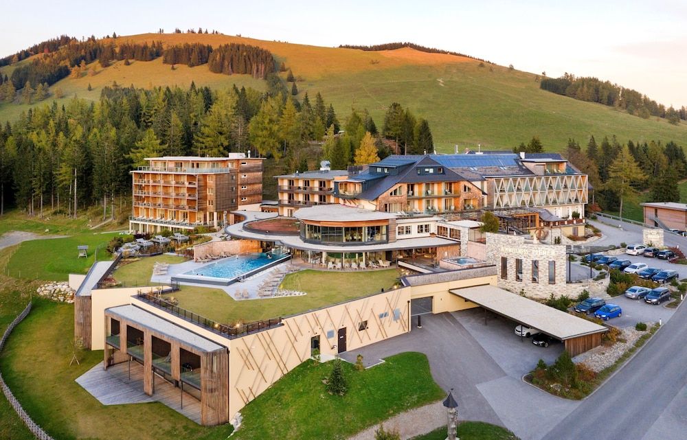 Almwellness Hotel Pierer 4 estrellas en Fladnitz an der Teichalm