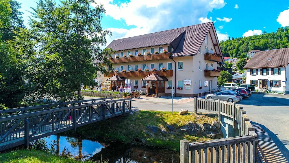 Hotel Schwörer 3 estrelas em Lenzkirch