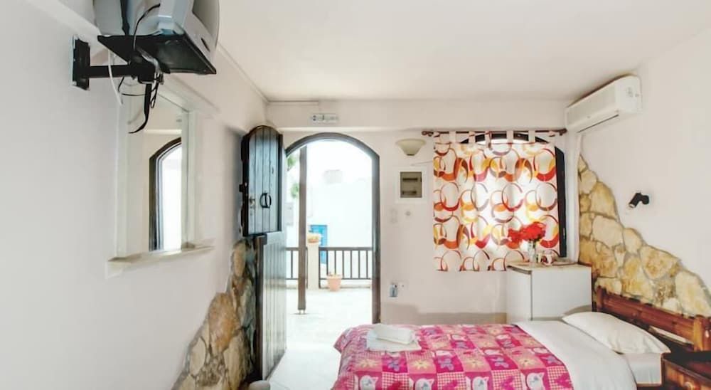 Coral Rooms 2