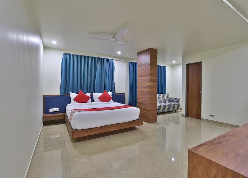 Hotel Kuber by Sky Stays 3 estrellas en Dwarka