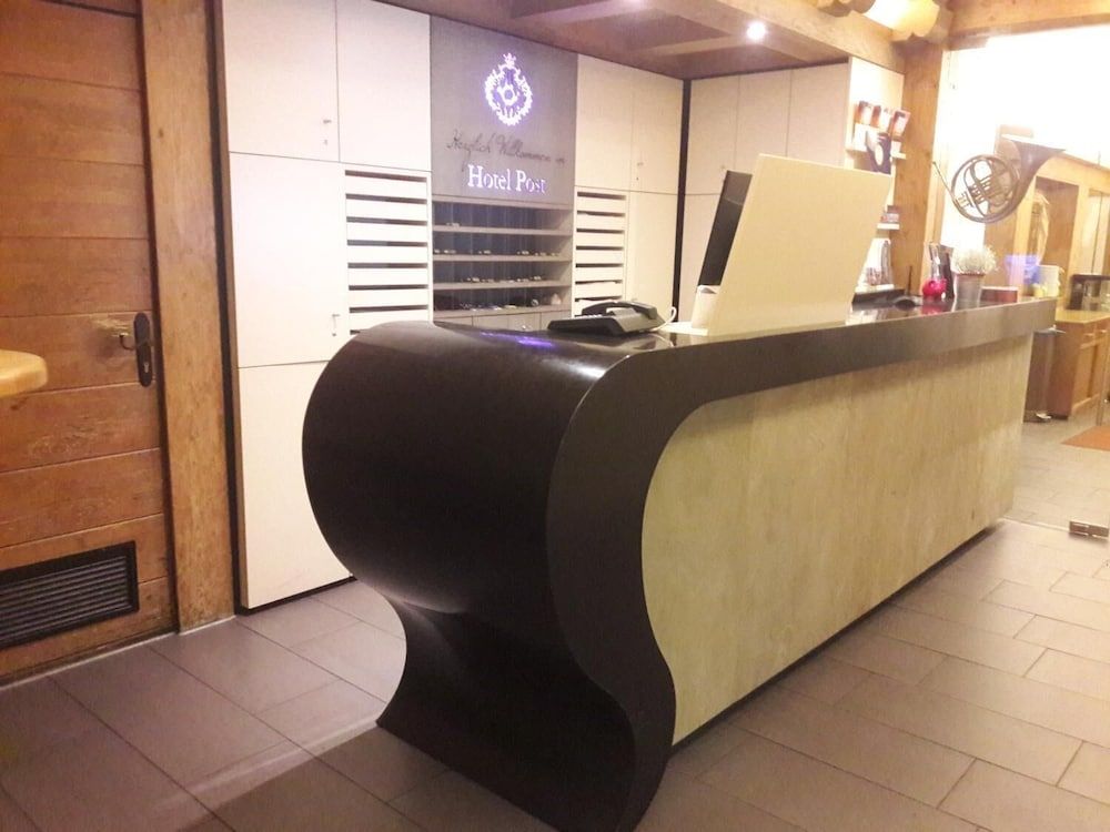 Hotel Post 2