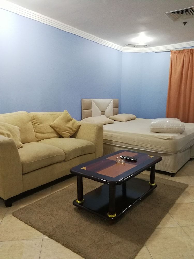 Red Tower Furnished Apartments 2