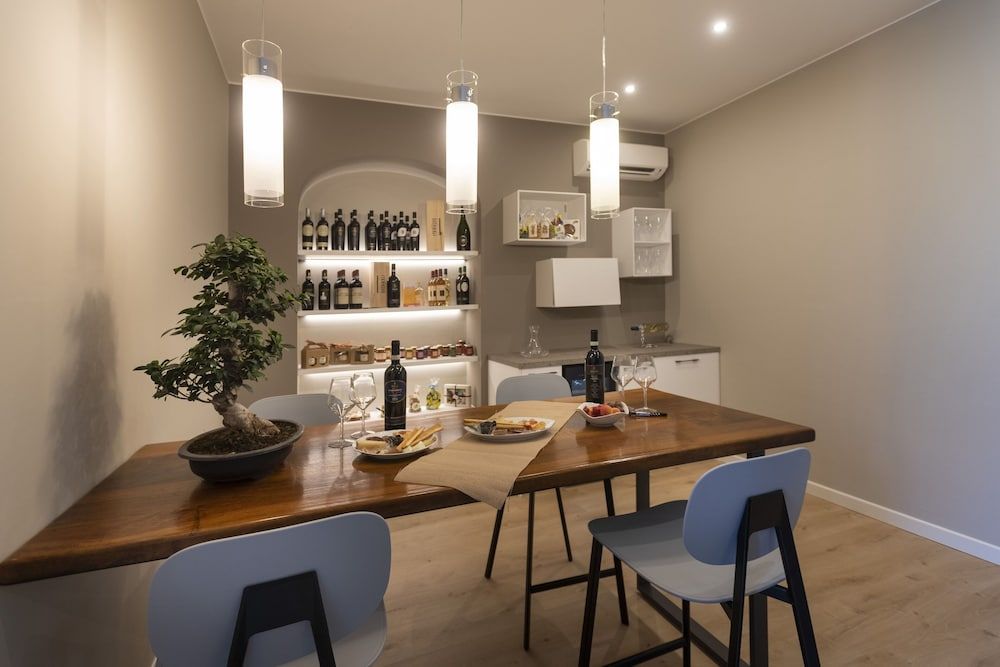 Villa Bernasconi - camere e ristorante - 4 estrelas em Narzole