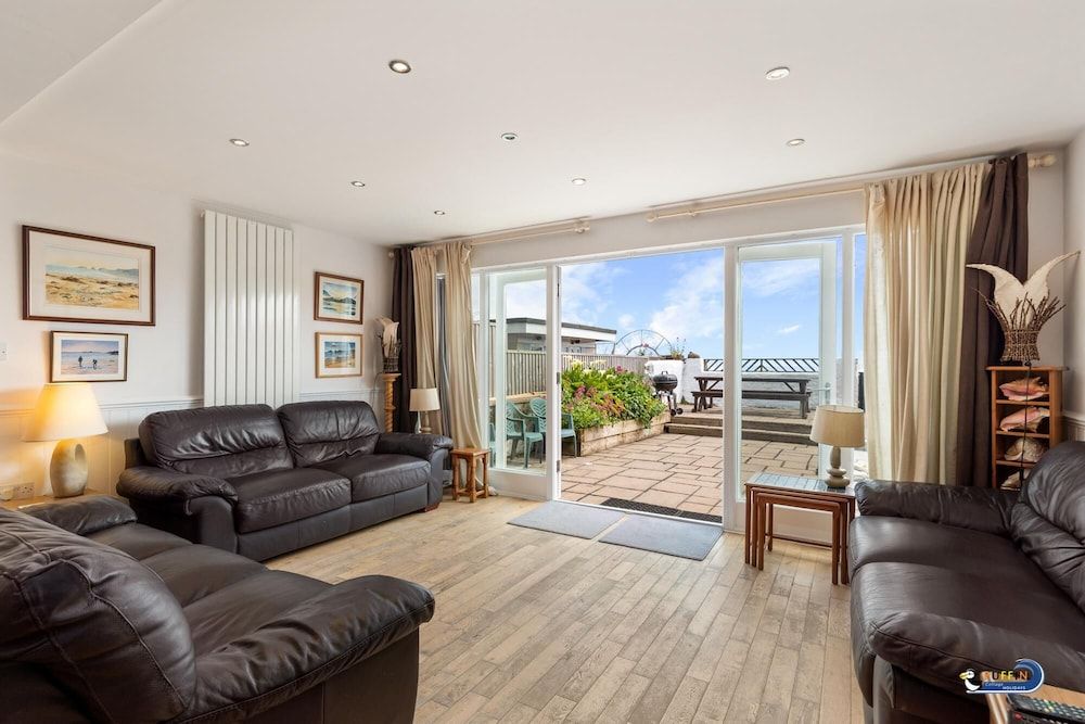 Kilmore - Beach Front House Direct Beach Access Spectacular Sea Views 3