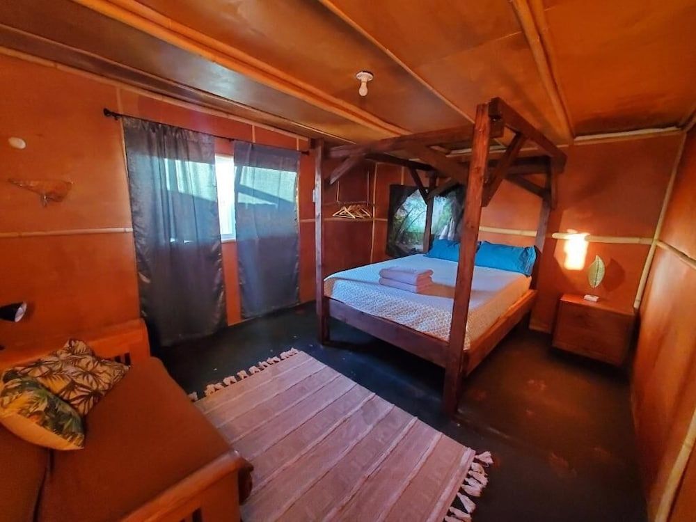 Open Gate Hostel Hawaii 3