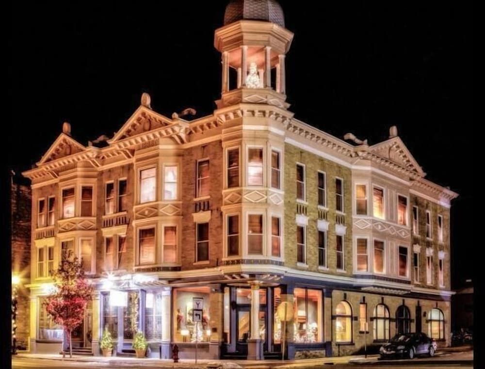 The Audubon Hotel and Event Venue 4 estrellas en Mayville