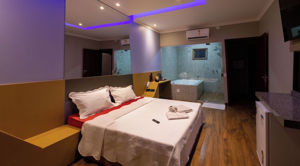Hotel e Motel Tenda 2