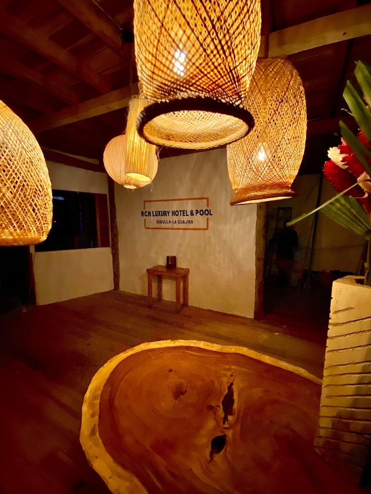Amāra Beach Eco Hotel 2