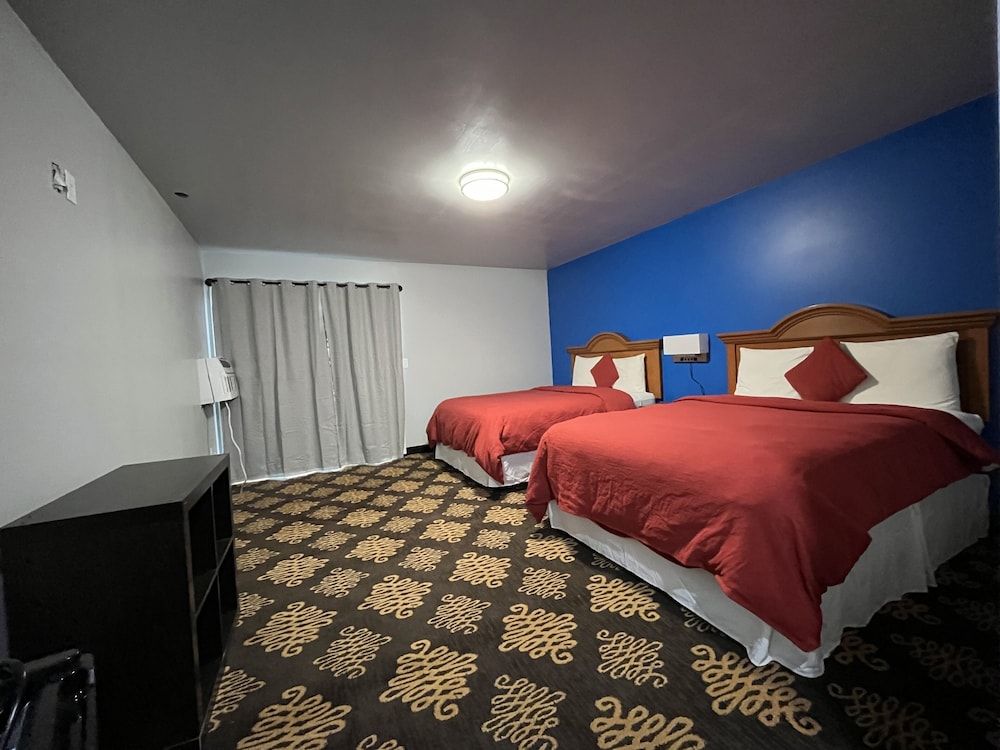 Midway Motel 2