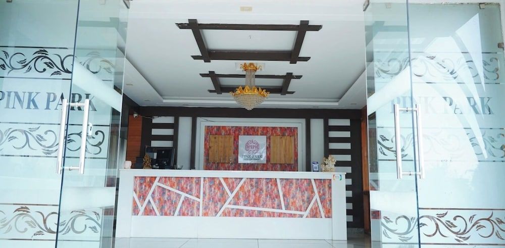 Pink Park By Panache Hotel 3