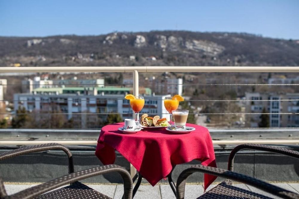 Hotel Árpád 3 stelle a Tatabánya