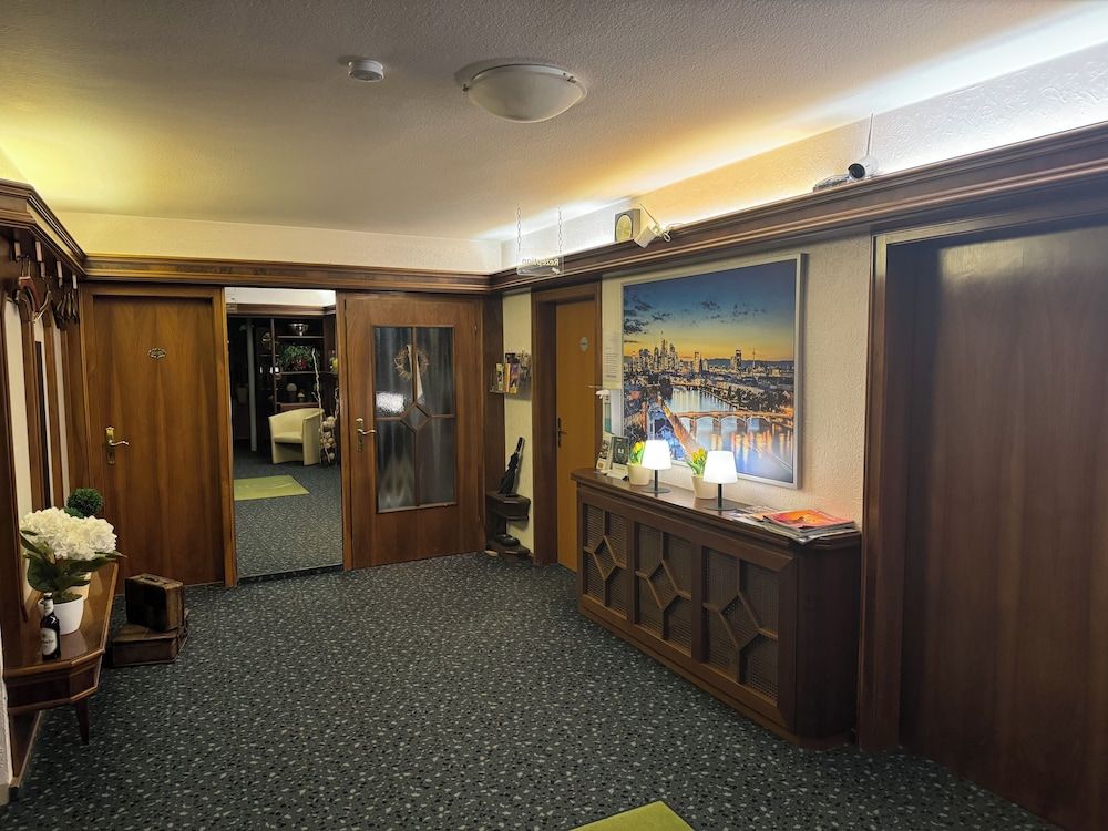 Hotel Schick 2