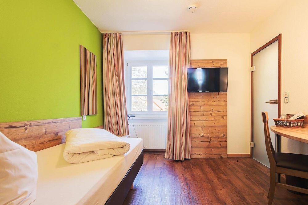 Landgasthof-Hotel Rebstock 3