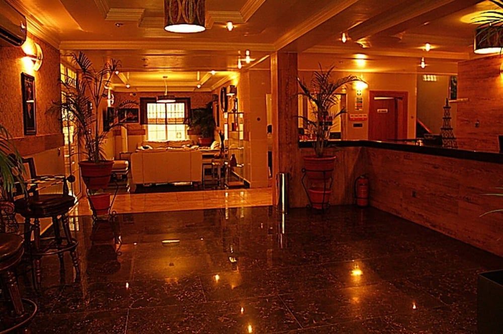 The Carlton Gate Hotel 2