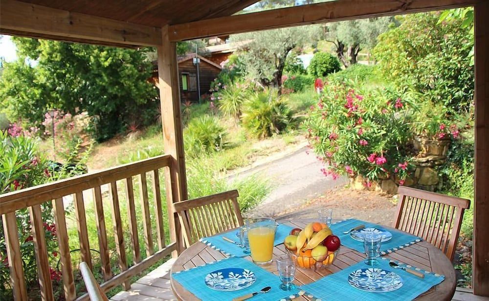Lagrange Vacances Les Cottages Varois -1 estrellas en Solliès-Toucas