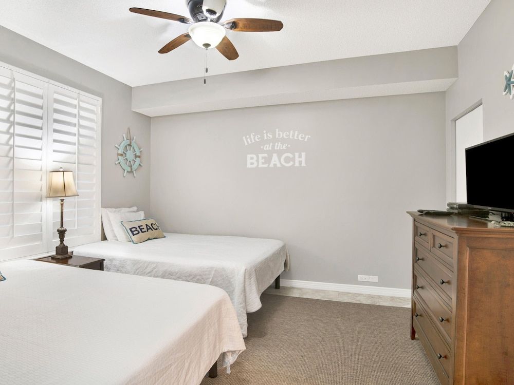 Beach Colony Resort West by Southern Vacation Rentals 3