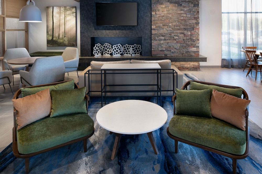 Fairfield Inn & Suites by Marriott Memphis Arlington 2
