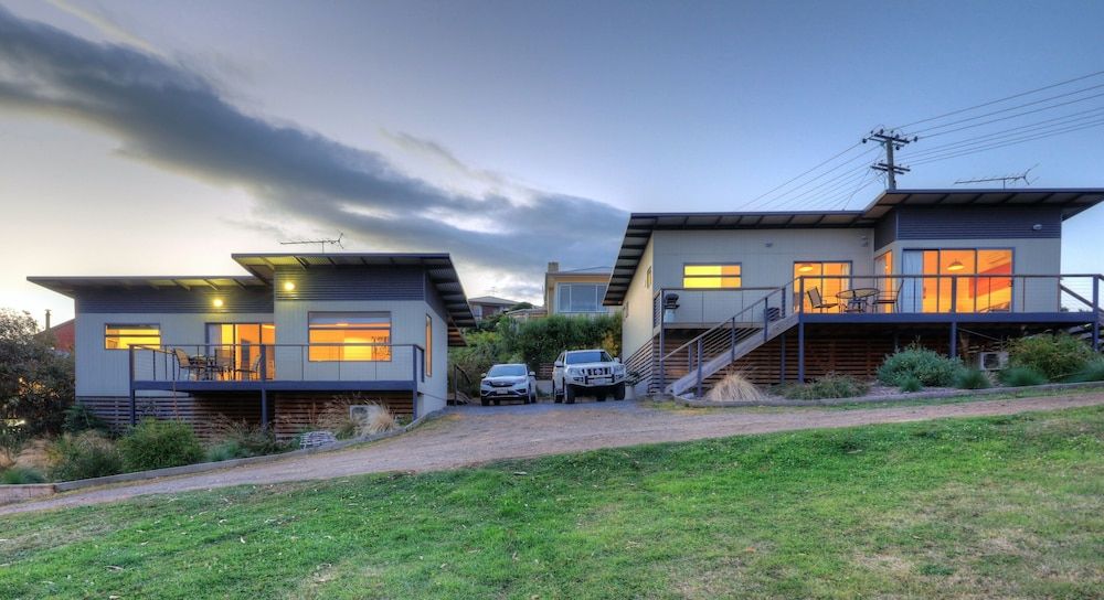 Ocean View Cottages - Essentially Tas Dover -1 estrellas en Dover