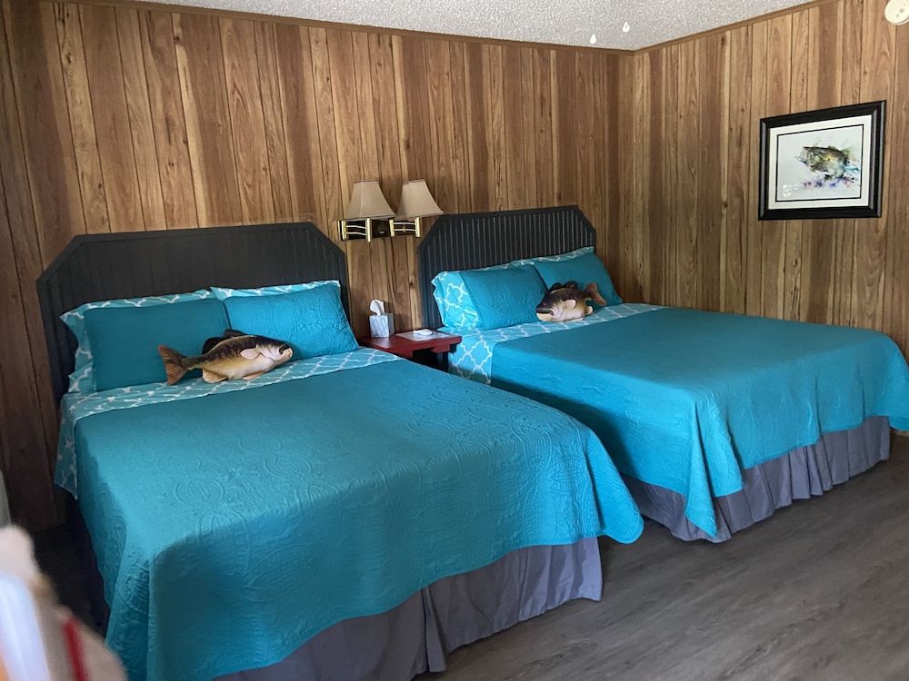 Reel Inn and Lodge 3