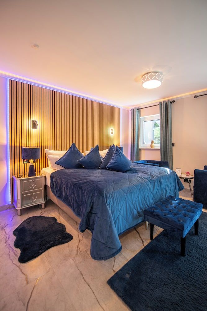 Villa Tropicana 2