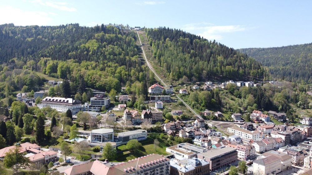 Hotel Restaurant Auerhahn -1 estrellas en Bad Wildbad