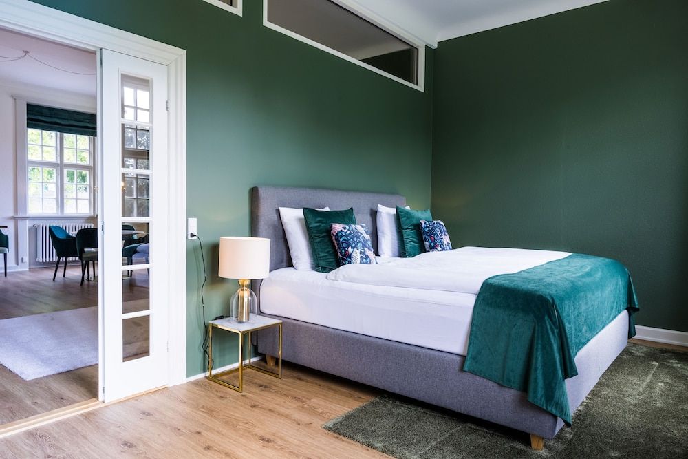 Gem Suites Holiday Apartments 2