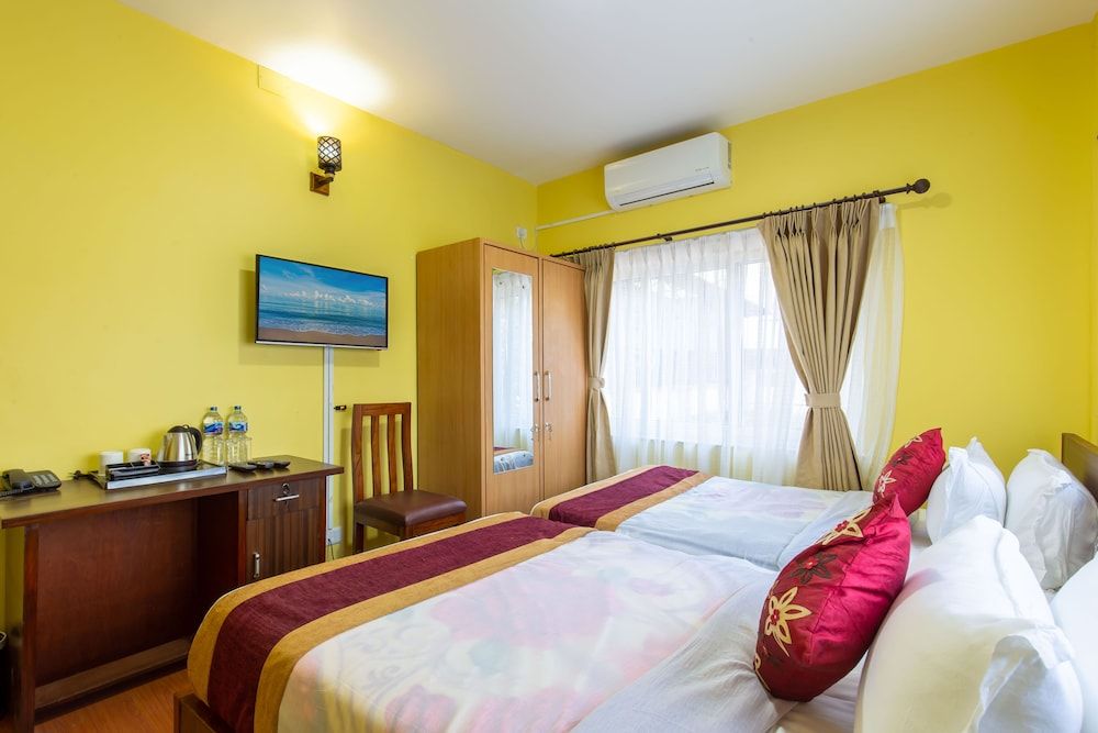 Deepjyoti Inn & Homestay 3