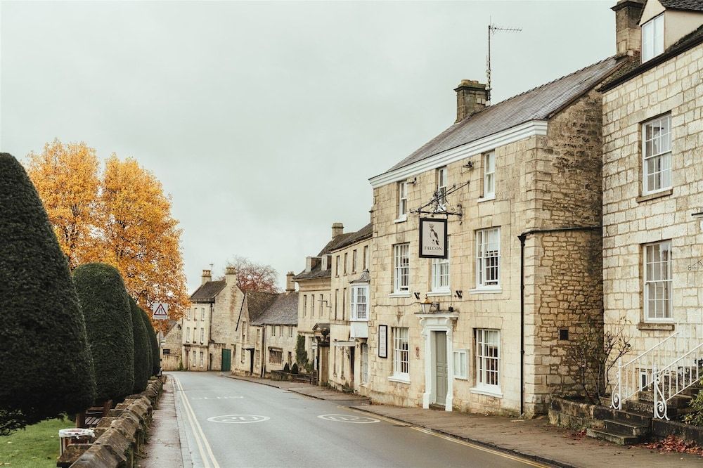 The Falcon Painswick 4 estrellas en Painswick
