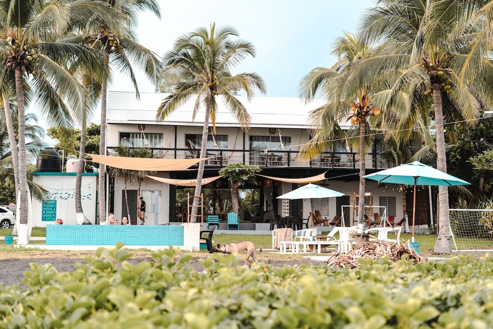 Lali Beach -1 estrellas en Sonsonate