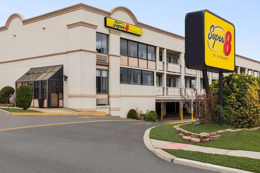 Super 8 by Wyndham Meadowlands 2 estrellas en Carlstadt