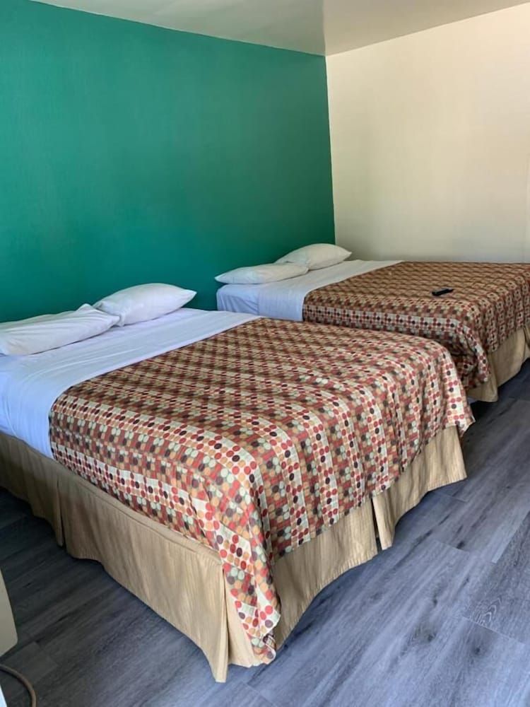 Green Garden Inn 3