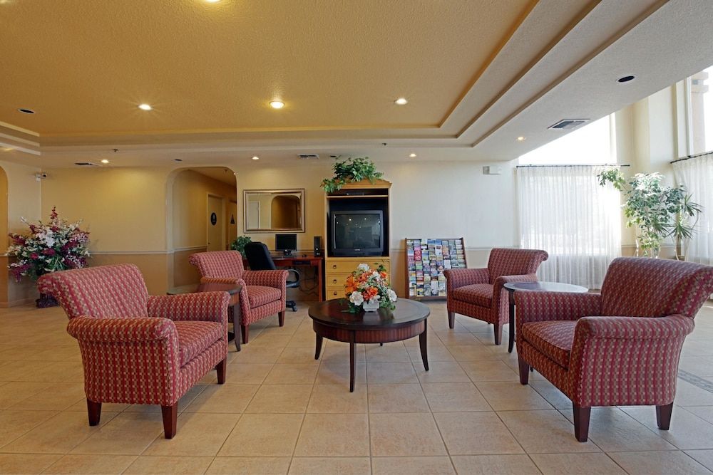 Baymont by Wyndham Manteca 2