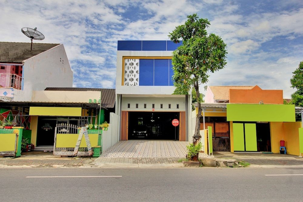 Hotel O Gm Guest House 2 estrellas en Wonogiri