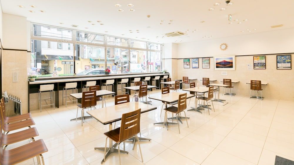 Toyoko Inn Satsuma Sendai Station Higashi 2