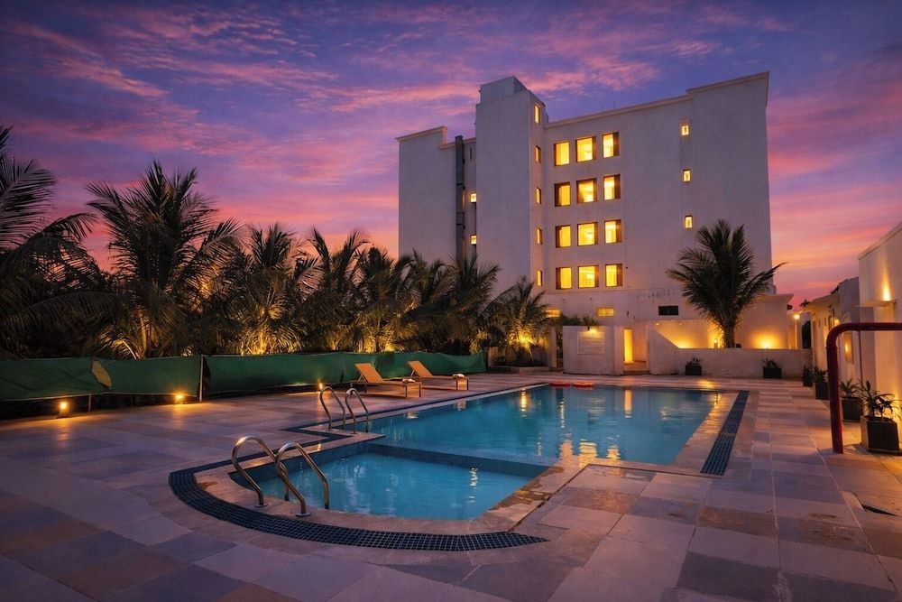 Daksh The Madhuvan Suites Dwarka 3 estrellas en Dwarka