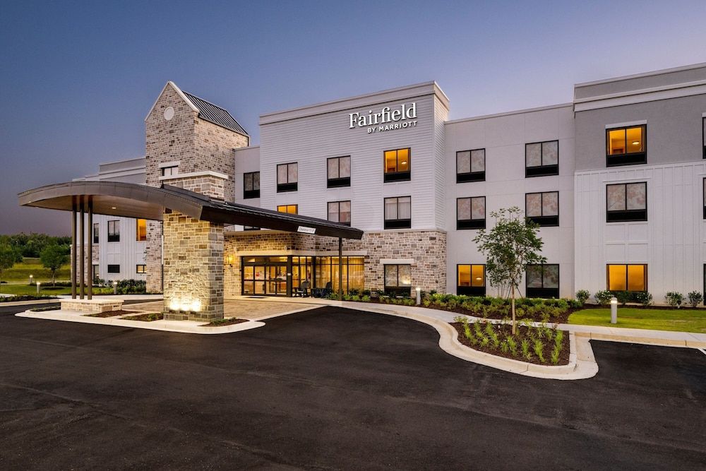 Fairfield Inn & Suites by Marriott Rome 3 estrellas en Rome