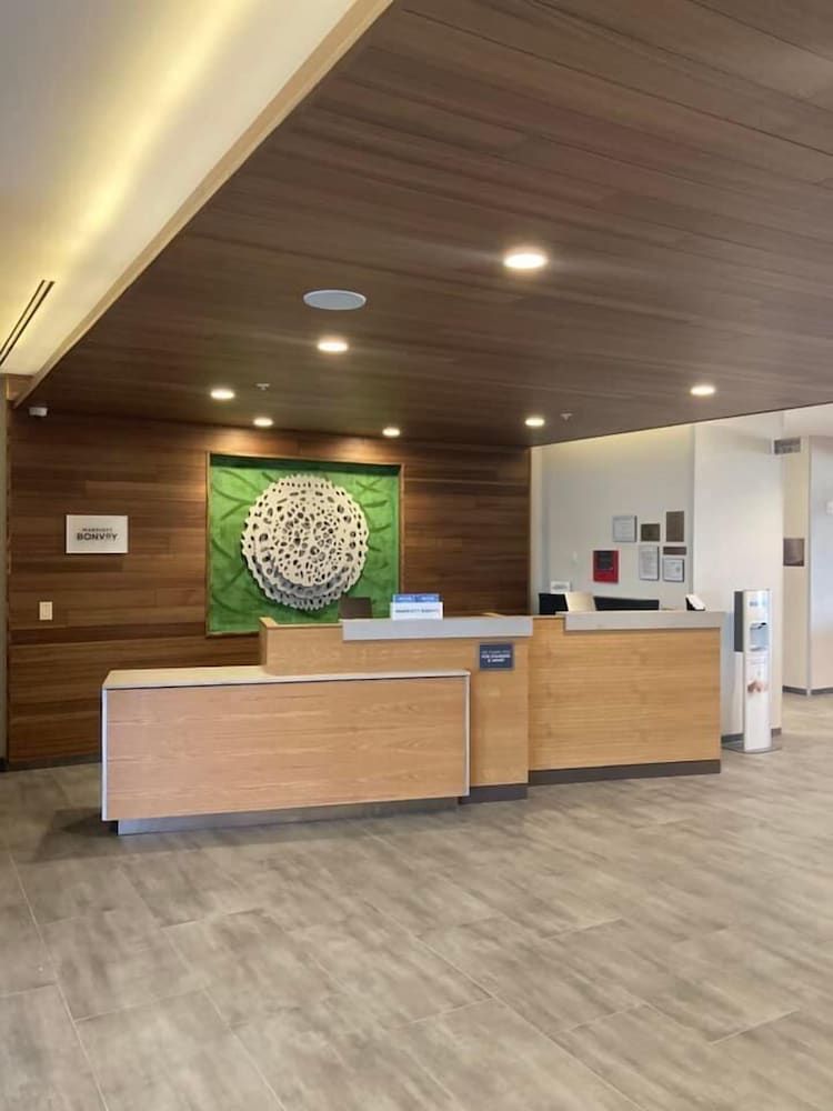 Fairfield Inn & Suites by Marriott Rome 2