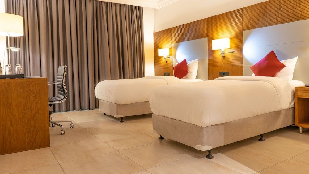 Star Land Hotel Bastos 3