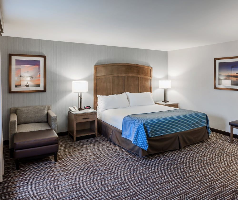 Holiday Inn Express & Suites Carpinteria by IHG 3