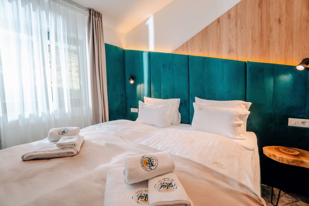 HOTEL FOREST 3