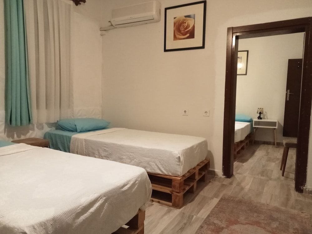 Tuthaliya Hotel 3