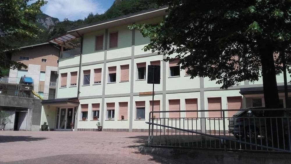 Ostello Angolo Verde -1 estrellas en Angolo Terme