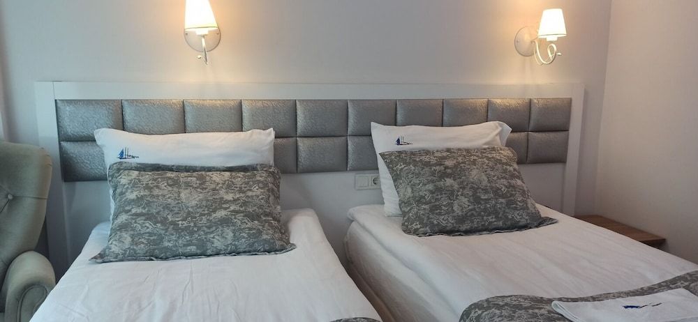 Harbour Otel 3