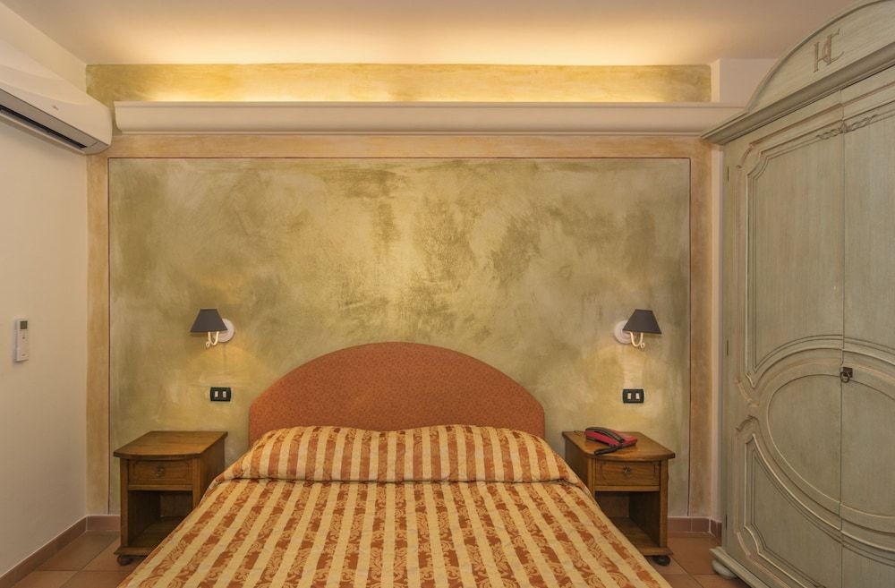 Hotel Da Carlos -1 estrellas en Santa Maria del Giudice