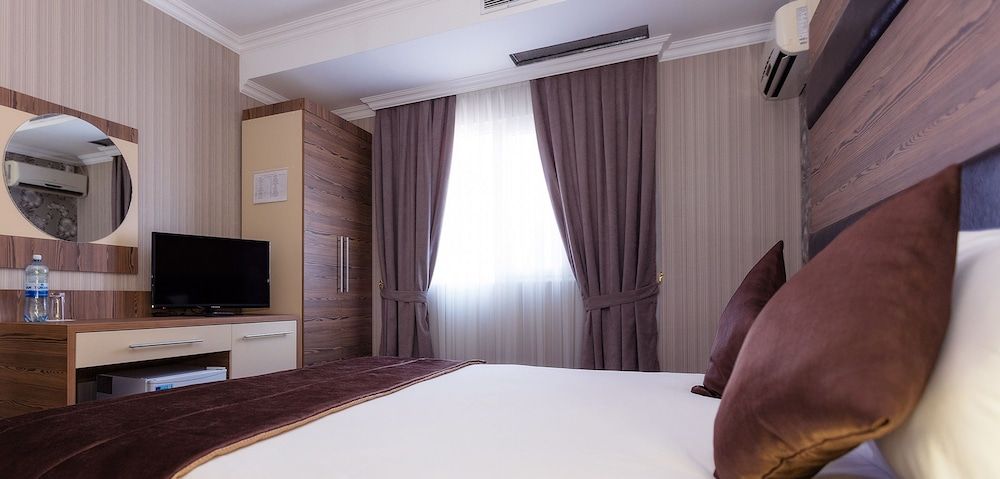 Dostyk Hotel Bautino 3