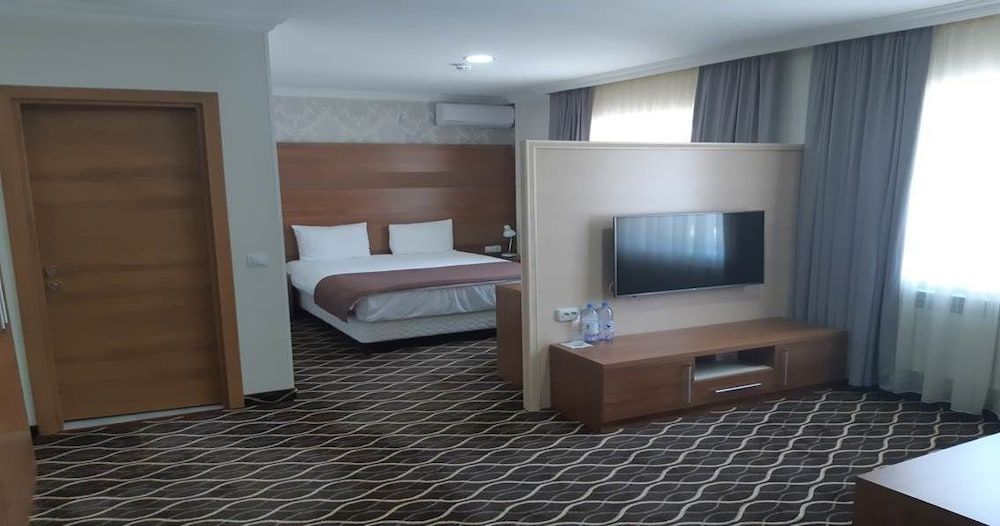 Dostyk Hotel Bautino 4 estrellas en Fort-Shevchenko