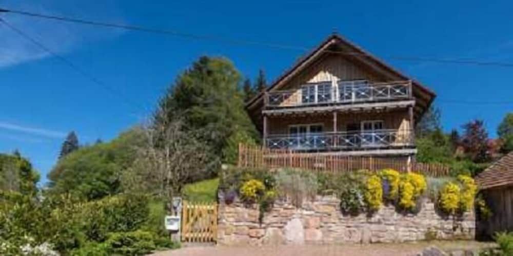 Schwarzwaldhaus Enzklösterle -1 estrellas en Gompelscheuer