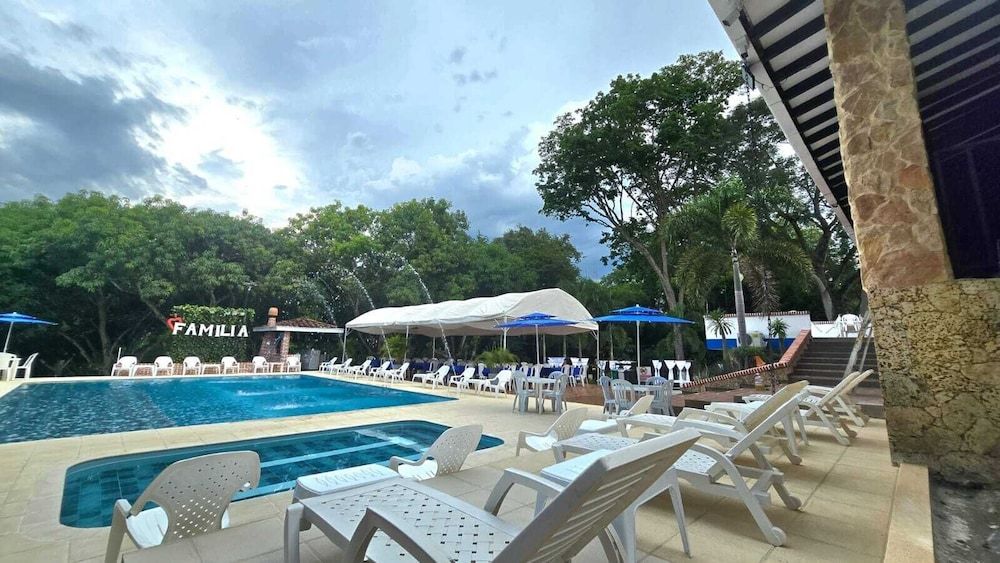 Hotel Familia Casa Blanca 4 estrellas en San Jerónimo