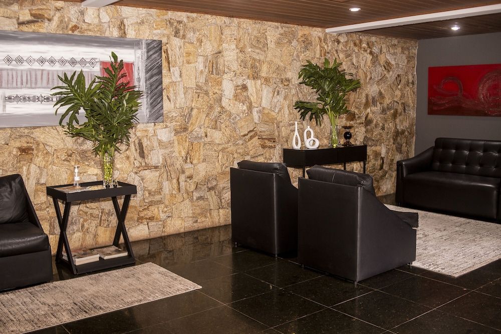 Premier Hotel 3